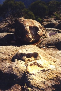 Huge boulder fallen off its pedestal (The Castle). - 0030.jpg