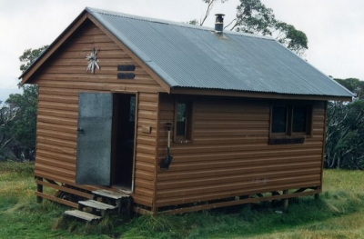 Derrick Hut - 59.jpg
