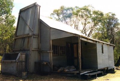 Faithful Hut - 0064.jpg