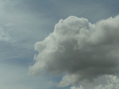 Salvadore Dali cloud, spotted from car. - P1070726 for CAS.jpg