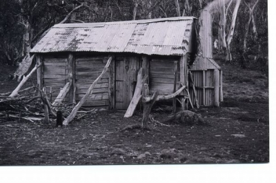 1977 - huts0020.jpg