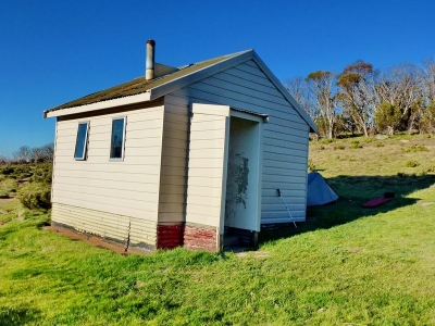 Derschkos_Hut_a
