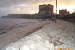 Froth and bubbles - beach_8.jpg