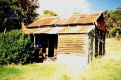Harris 1994 - Harris_Hut1994.jpg