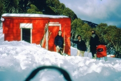 img067  r.jpg